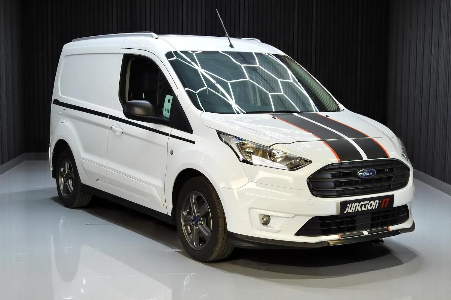 Used Ford Transit Connect 2020 for sale - 76660537: Photo 9
