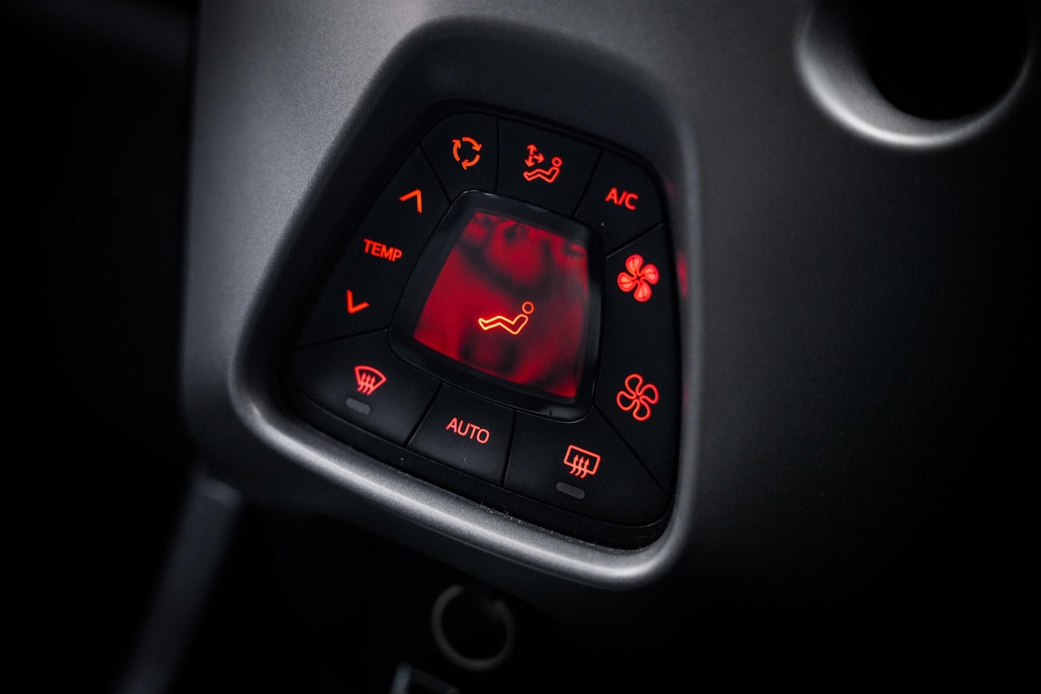 Used Toyota AYGO 2020 for sale - 77646753: Photo 40