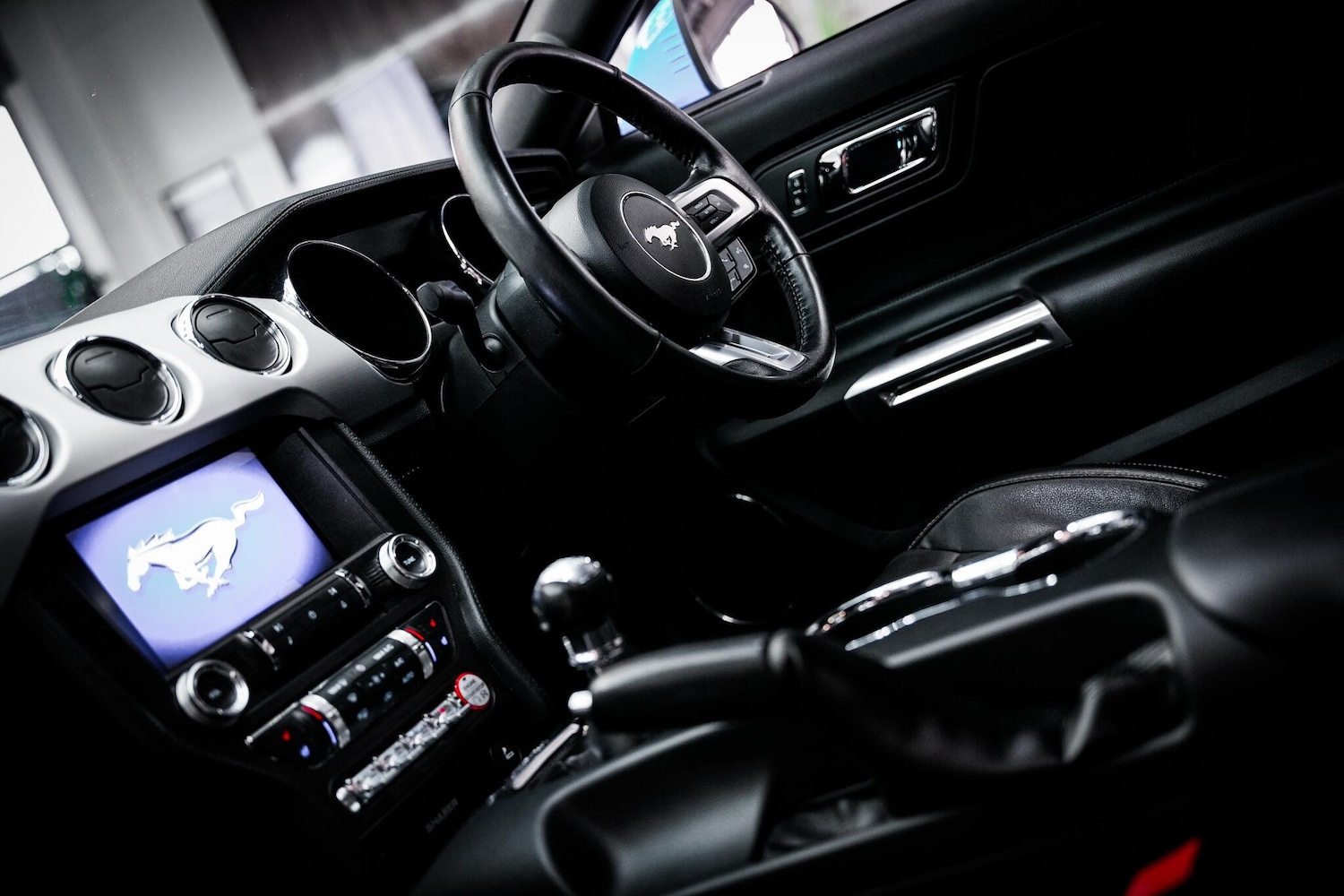 Used Ford Mustang 2017 for sale - 76660493: Photo 4