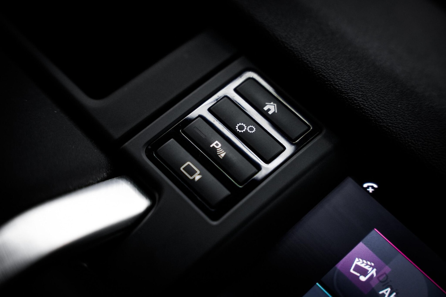 Used Land Rover Discovery Sport 2018 for sale - 77144557: Photo 43