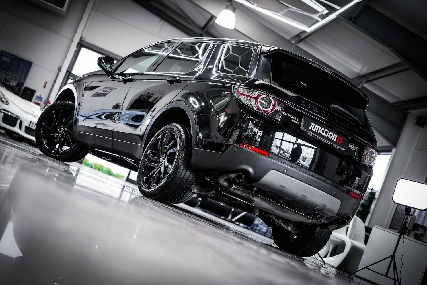 Used Land Rover Discovery Sport 2018 for sale - 77144557: Photo 6