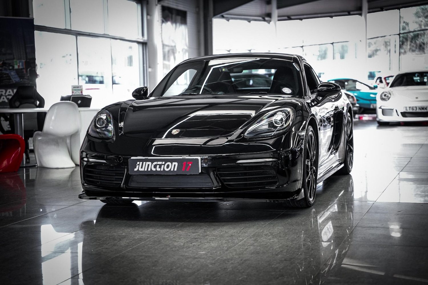 Used Porsche 718 Cayman 2018 for sale - 77510984: Photo 12