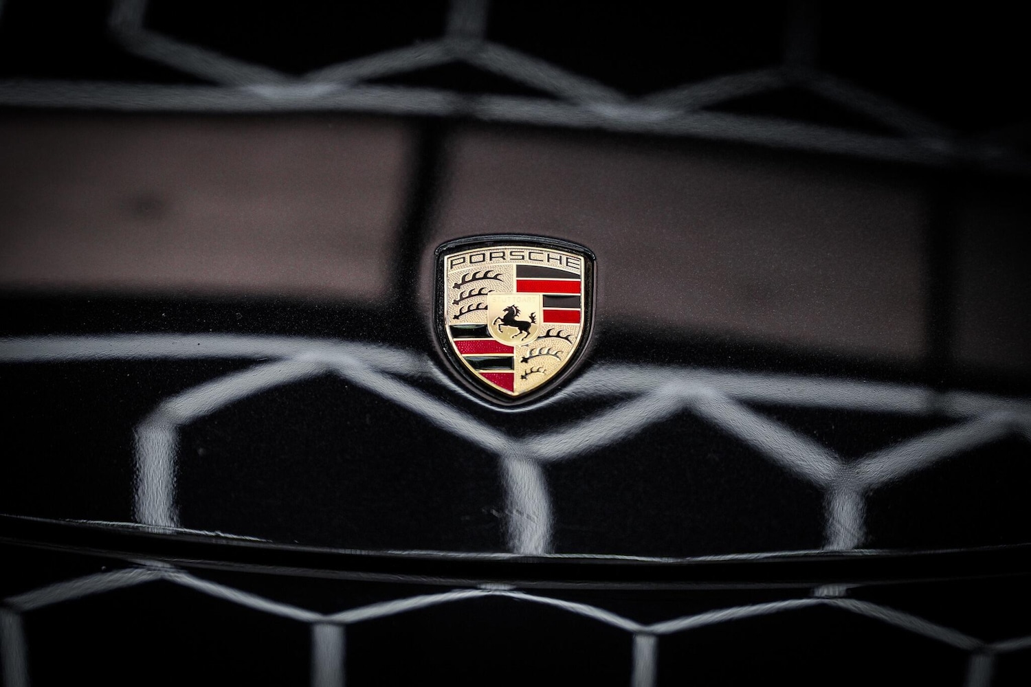 Used Porsche 718 Cayman 2018 for sale - 77510984: Photo 32