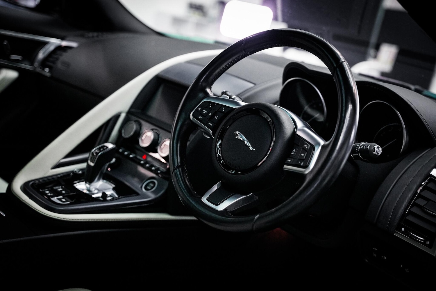 Used Jaguar F-Type 2019 for sale - 76660425: Photo 19