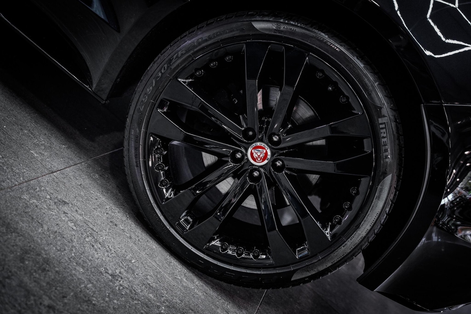 Used Jaguar F-Type 2019 for sale - 76660425: Photo 27