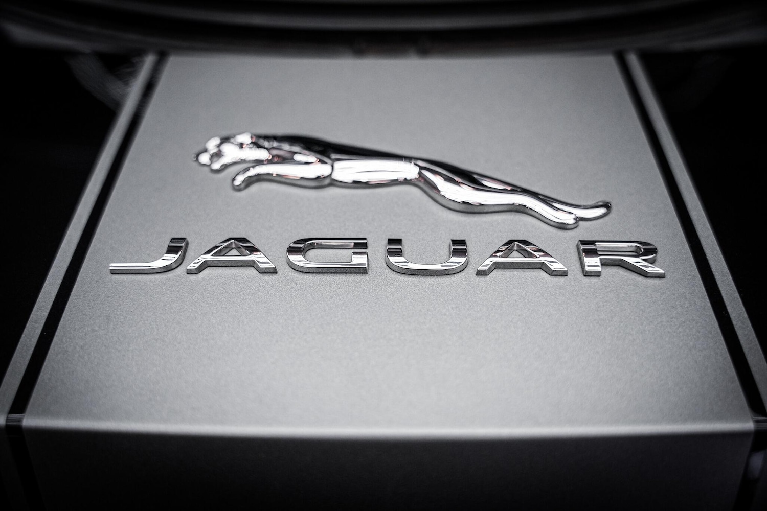 Used Jaguar F-Type 2019 for sale - 76660425: Photo 38