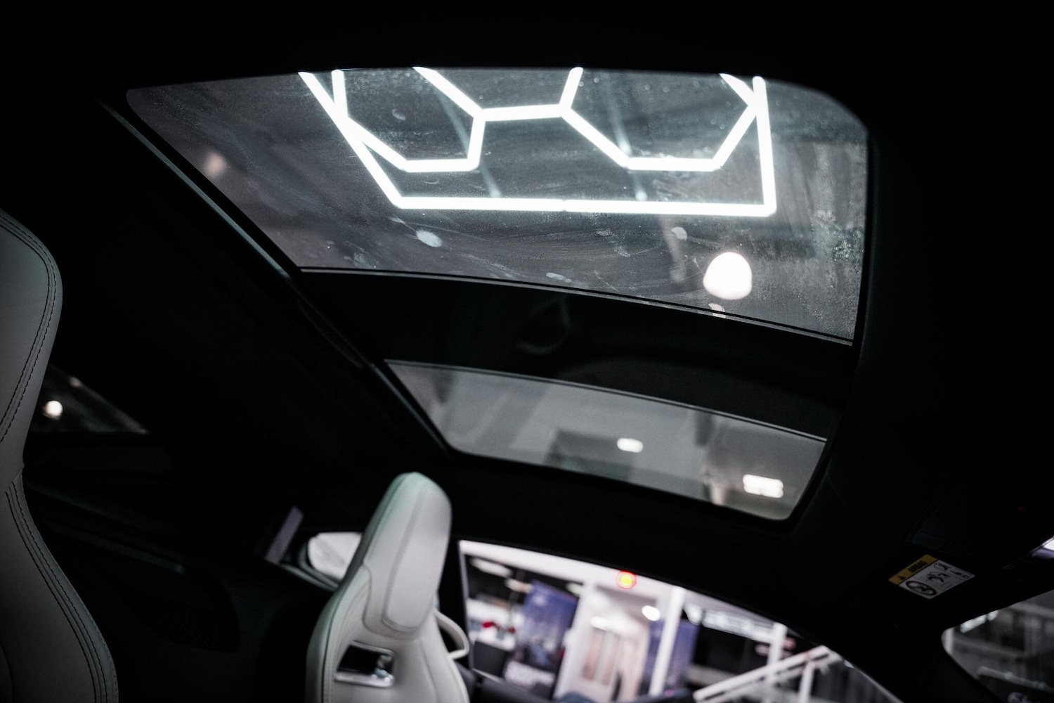 Used Jaguar F-Type 2019 for sale - 76660425: Photo 4