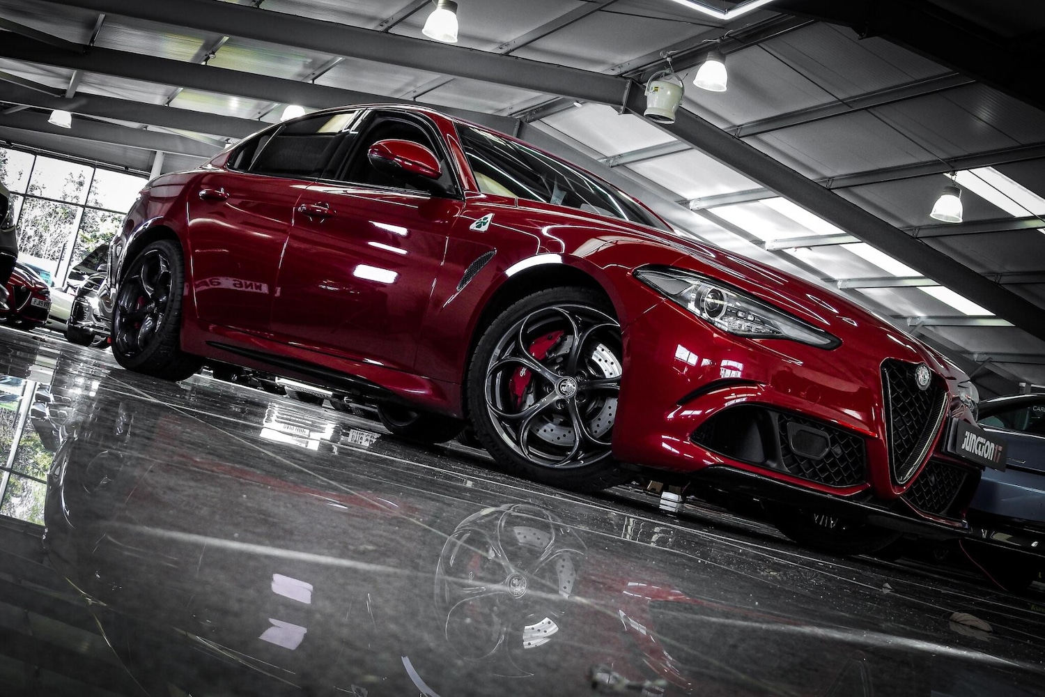 Used Alfa Romeo Giulia 2018 for sale - 76660548: Photo 2