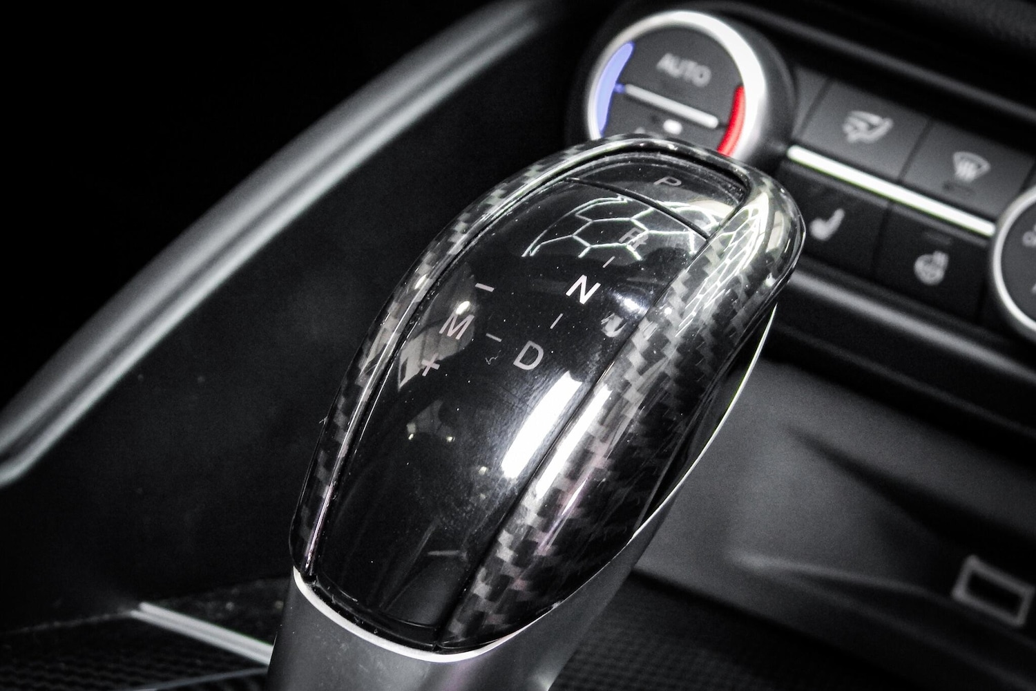 Used Alfa Romeo Giulia 2018 for sale - 76660548: Photo 32