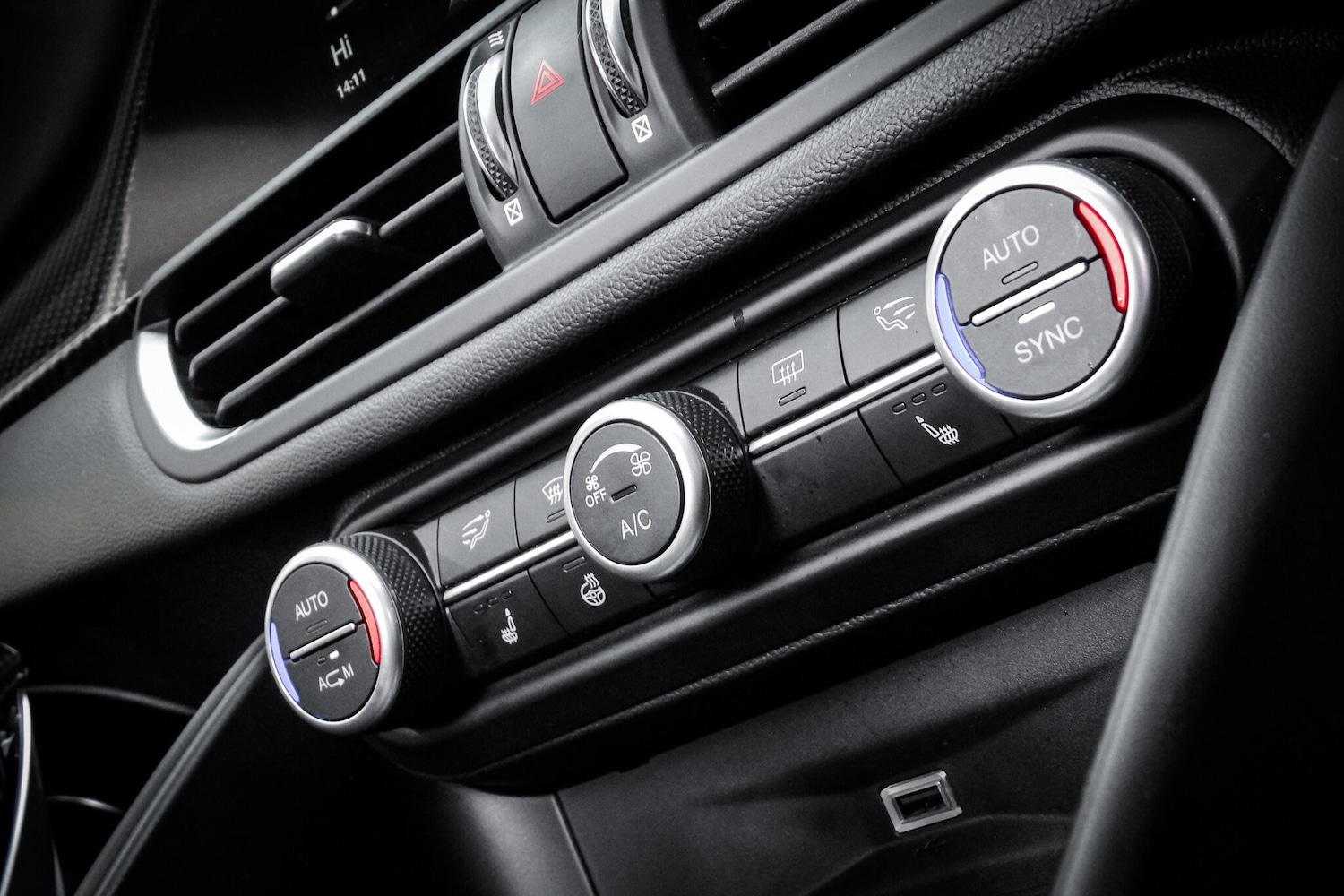 Used Alfa Romeo Giulia 2018 for sale - 76660548: Photo 34