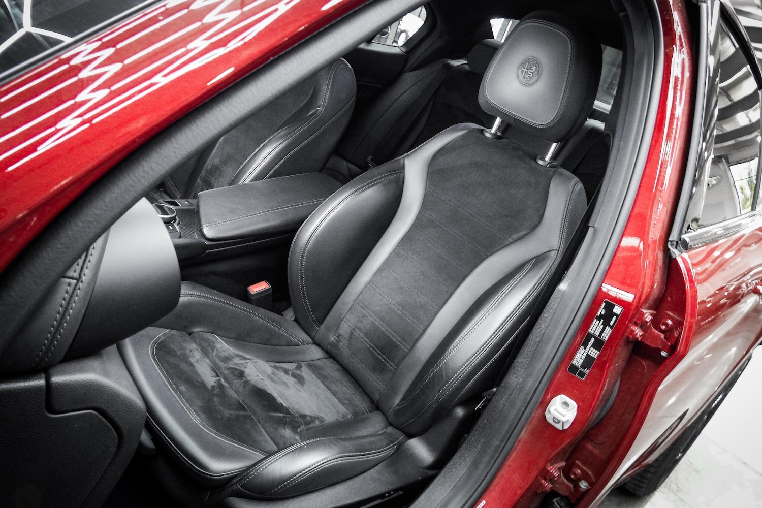 Used Alfa Romeo Giulia 2018 for sale - 76660548: Photo 45