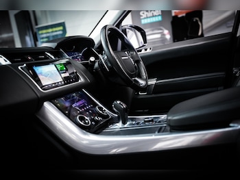 Used Land Rover Range Rover Sport 2019 for sale - 79132576: Photo