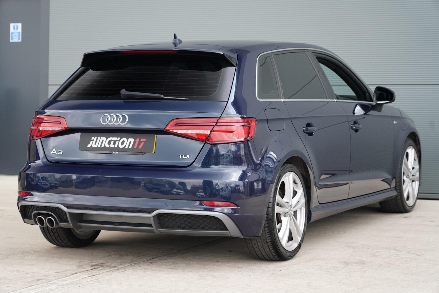 Used Audi A3 2016 for sale - 76660379: Photo 10