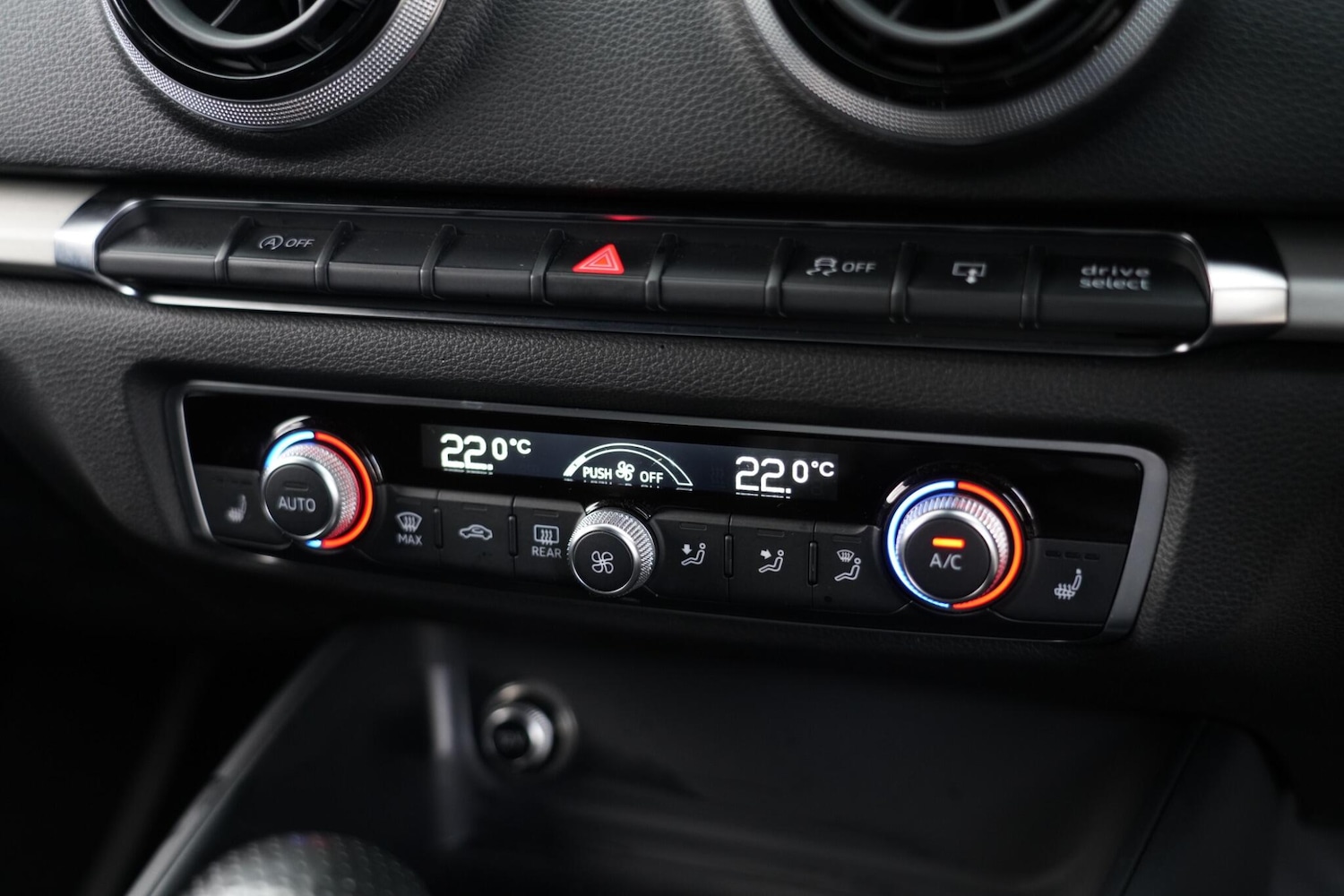 Used Audi A3 2016 for sale - 76660379: Photo 28