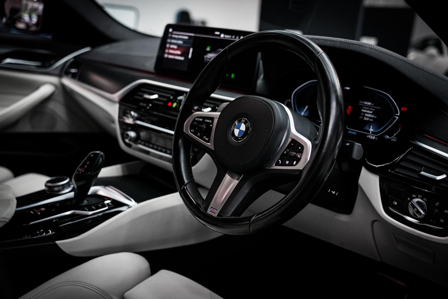 Used BMW 5 Series 2021 for sale - 76660392: Photo 19