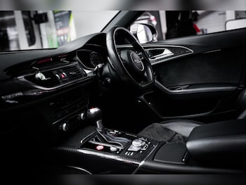 Used Audi RS6 Avant 2017 for sale - 77386350: Photo