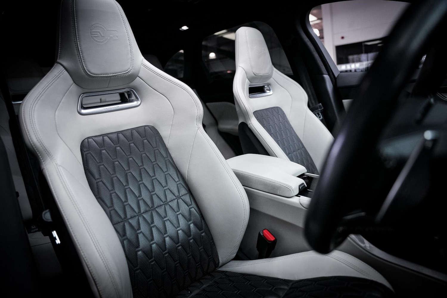 Used Jaguar F-Pace 2020 for sale - 77511367: Photo 17