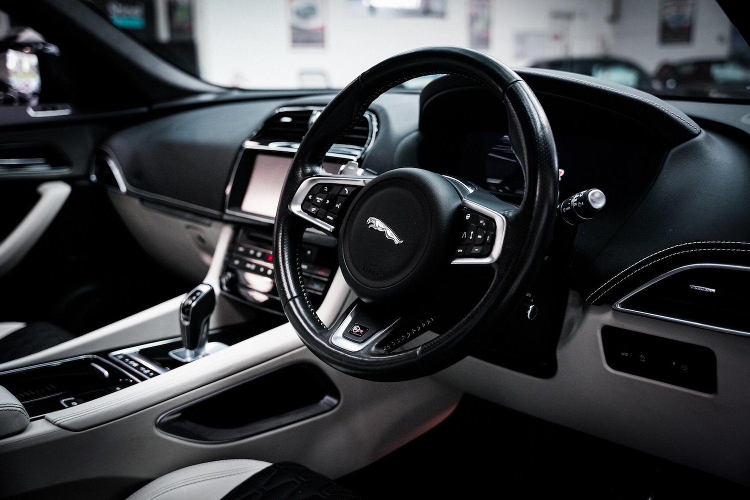 Used Jaguar F-Pace 2020 for sale - 77511367: Photo 18