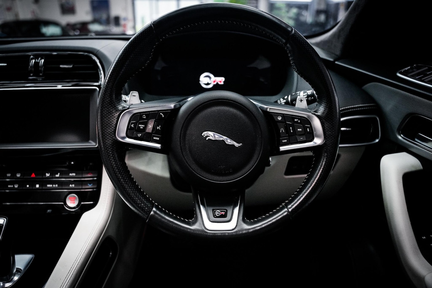 Used Jaguar F-Pace 2020 for sale - 77511367: Photo 19