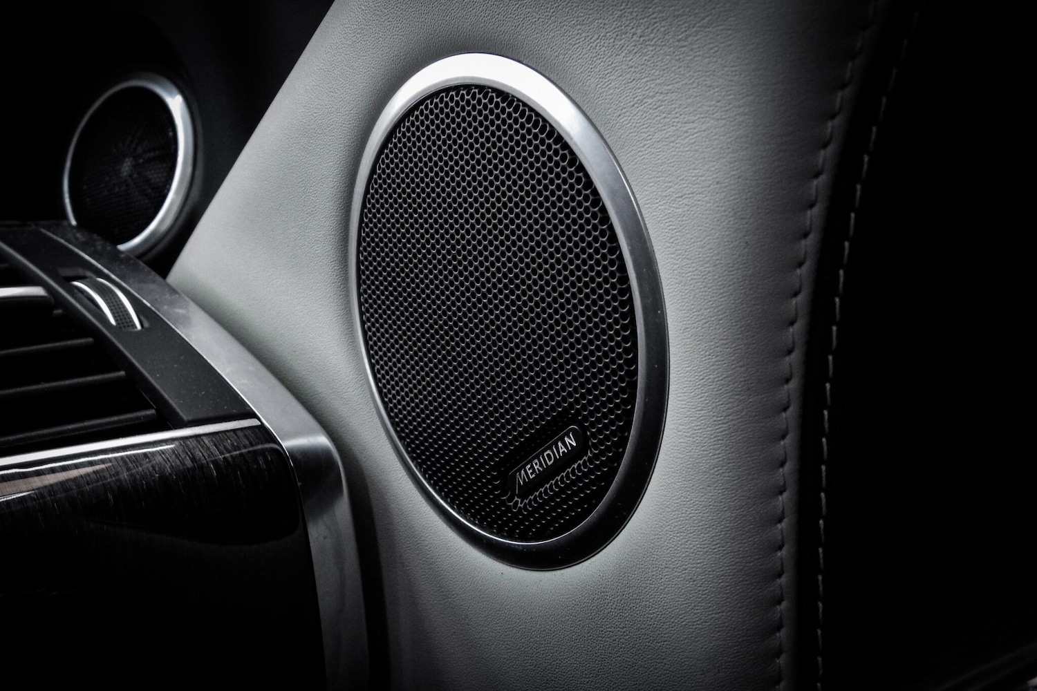 Used Land Rover Range Rover Sport 2018 for sale - 76660540: Photo 32