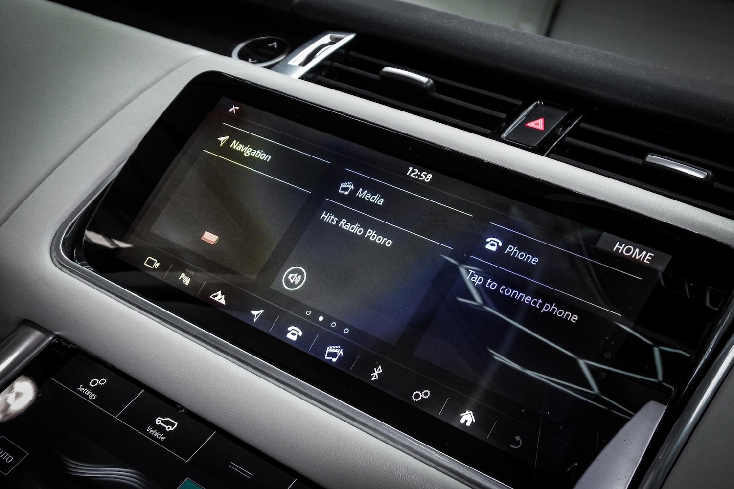 Used Land Rover Range Rover Sport 2018 for sale - 76660540: Photo 34