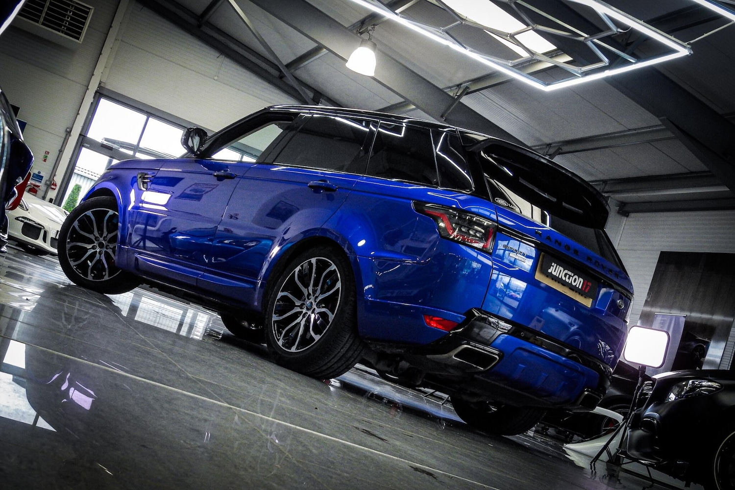 Used Land Rover Range Rover Sport 2018 for sale - 76660540: Photo 4