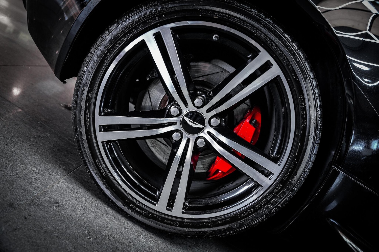 Used Aston Martin Vantage for sale - 76913831: Photo 28