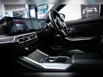 Used BMW 3 Series 2023 for sale - 79576391: Photo