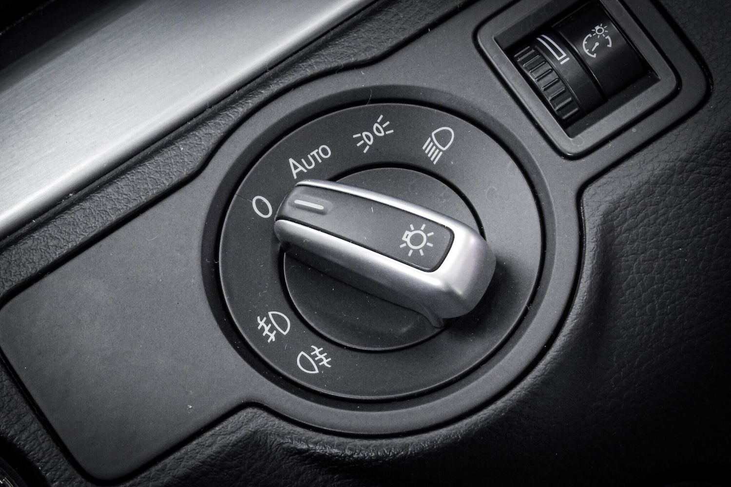 Used Volkswagen CC 2016 for sale - 76660408: Photo 28