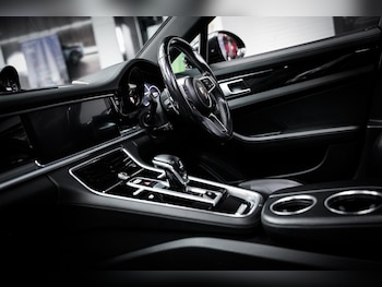 Used Porsche Panamera 2018 for sale - 77574293: Photo