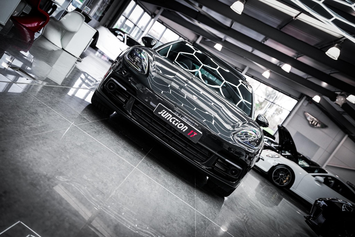 Used Porsche Panamera 2018 for sale - 77574293: Photo 4