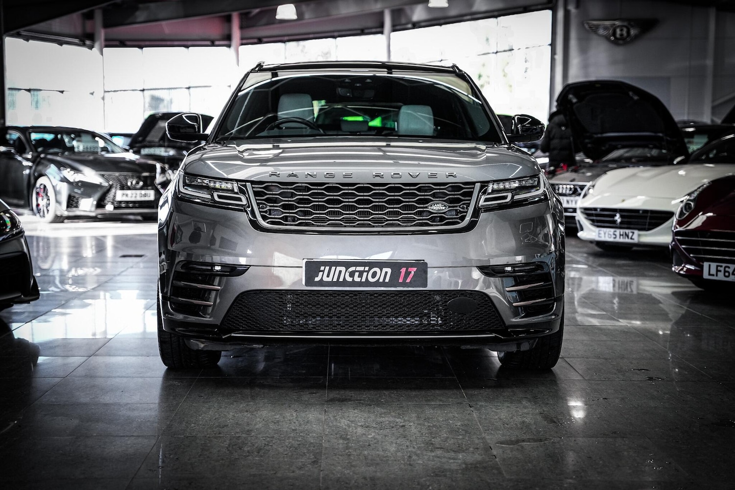 Used Land Rover Range Rover Velar 2018 for sale - 77066707: Photo 12