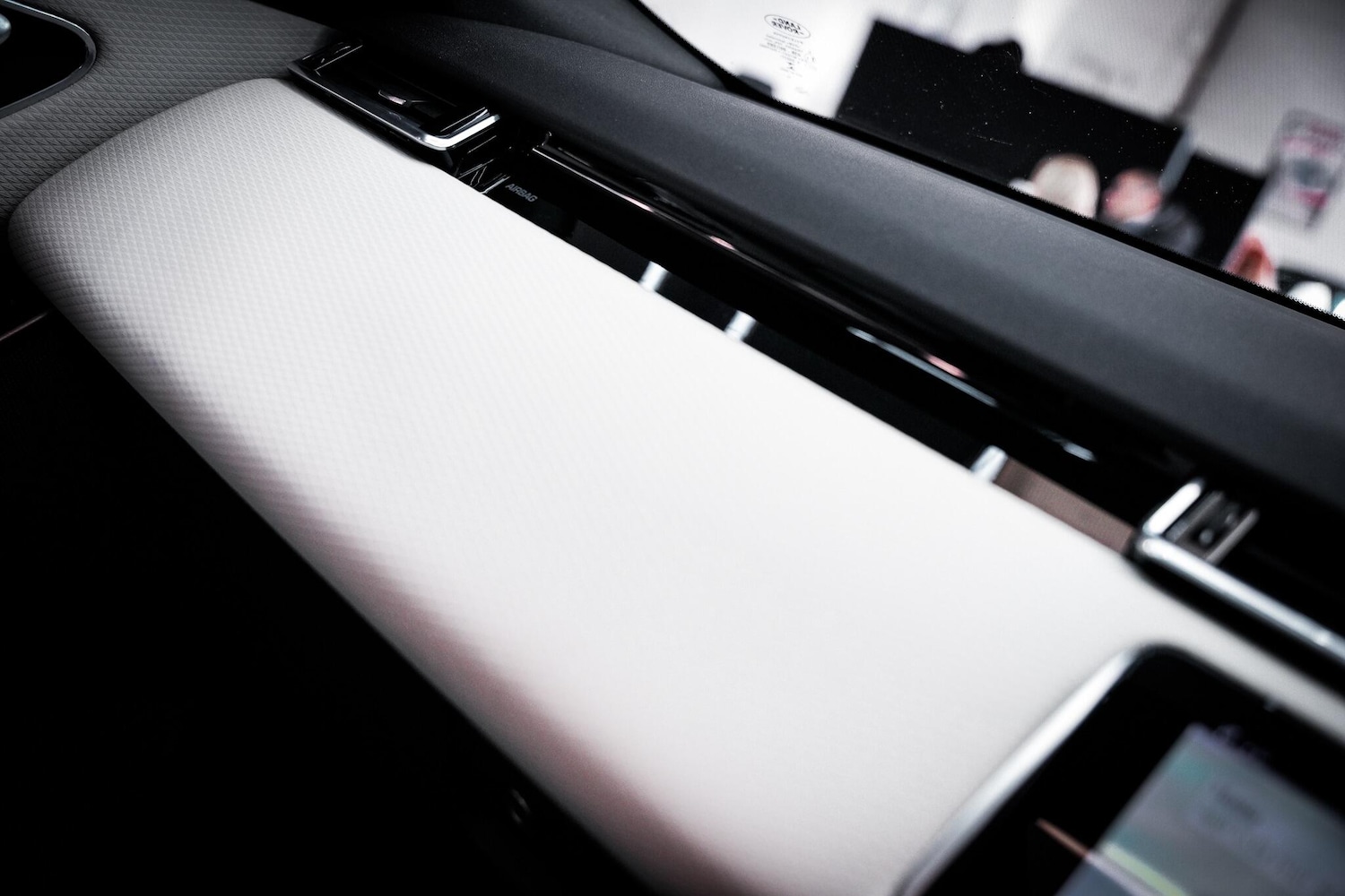 Used Land Rover Range Rover Velar 2018 for sale - 77066707: Photo 46