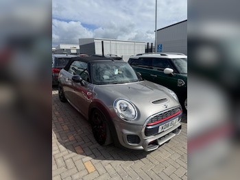 Used MINI Convertible 2016 for sale - 78573981: Photo
