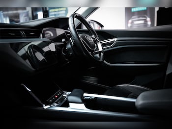 Used Audi e-tron 2020 for sale - 79509462: Photo