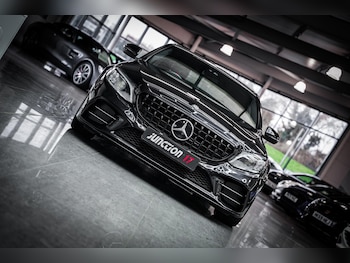 Used Mercedes-Benz C Class 2019 for sale - 77254827: Photo