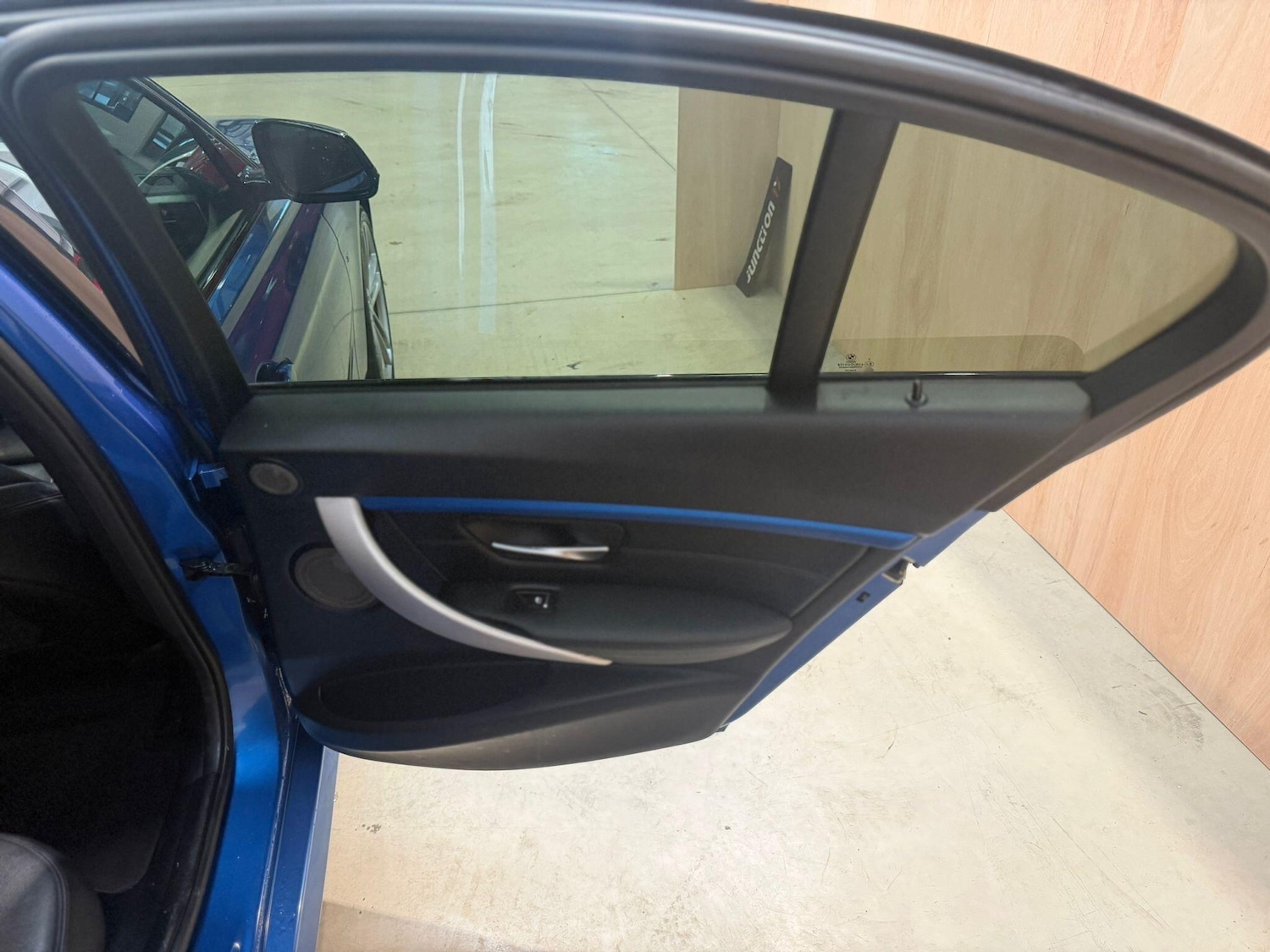 Used BMW 3 Series for sale - 77683757: Photo 31