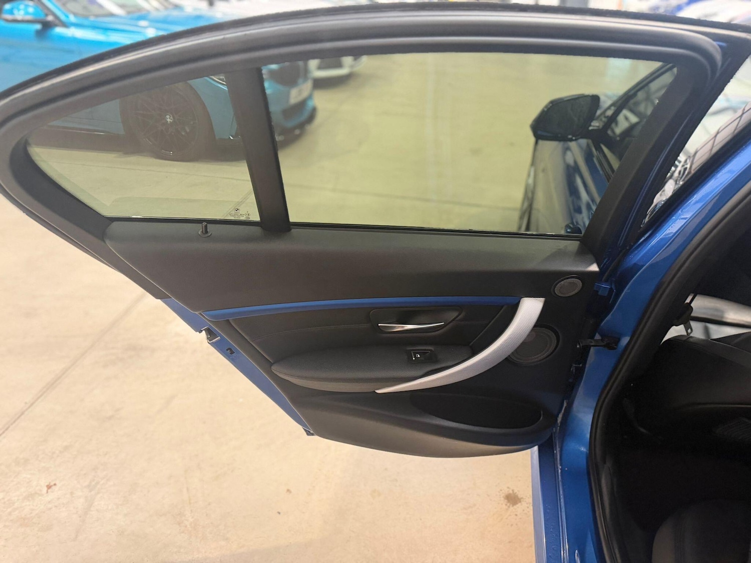 Used BMW 3 Series for sale - 77683757: Photo 32