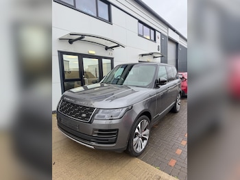 2018 (18) - 5.0 V8 S/C 565 SVAutobiography Dynamic 4dr Auto