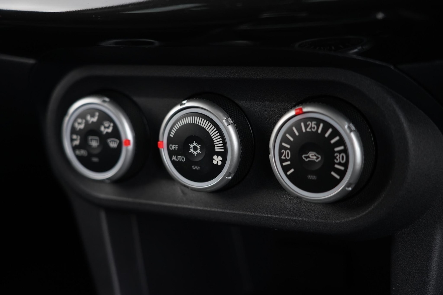 Used Mitsubishi Lancer 2011 for sale - 76660436: Photo 30