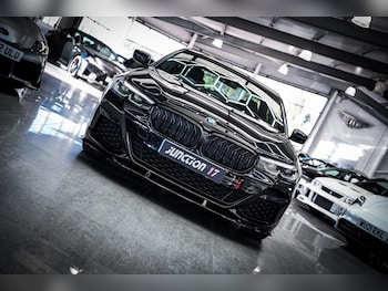 Used BMW 5 Series 2020 for sale - 77049823: Photo