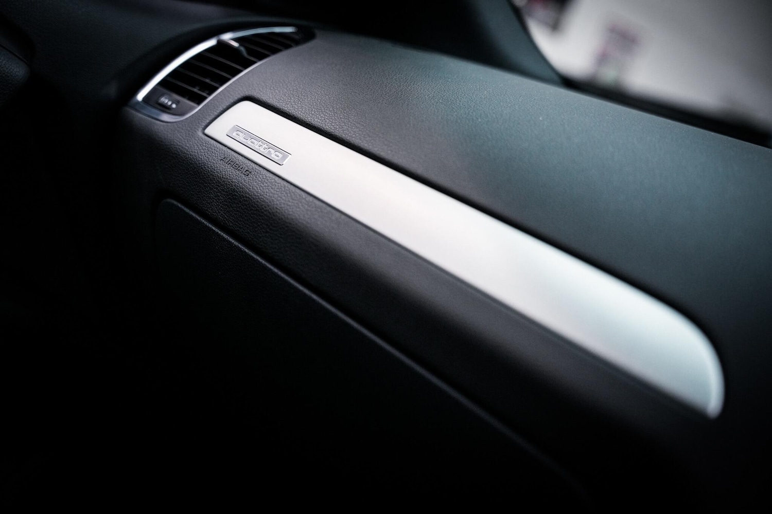 Used Audi Q7 2012 for sale - 76660424: Photo 48