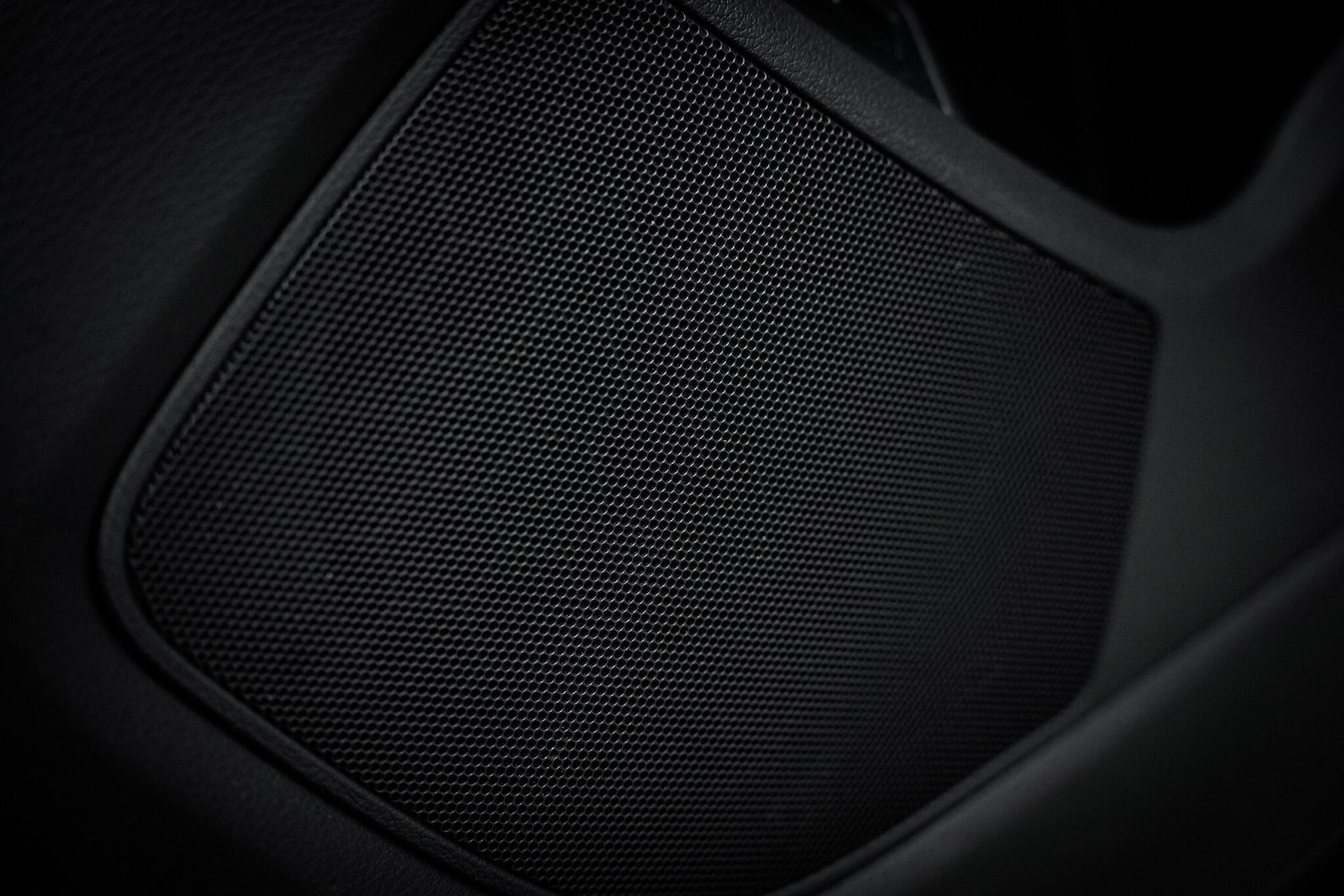 Used Audi Q7 2012 for sale - 76660424: Photo 50