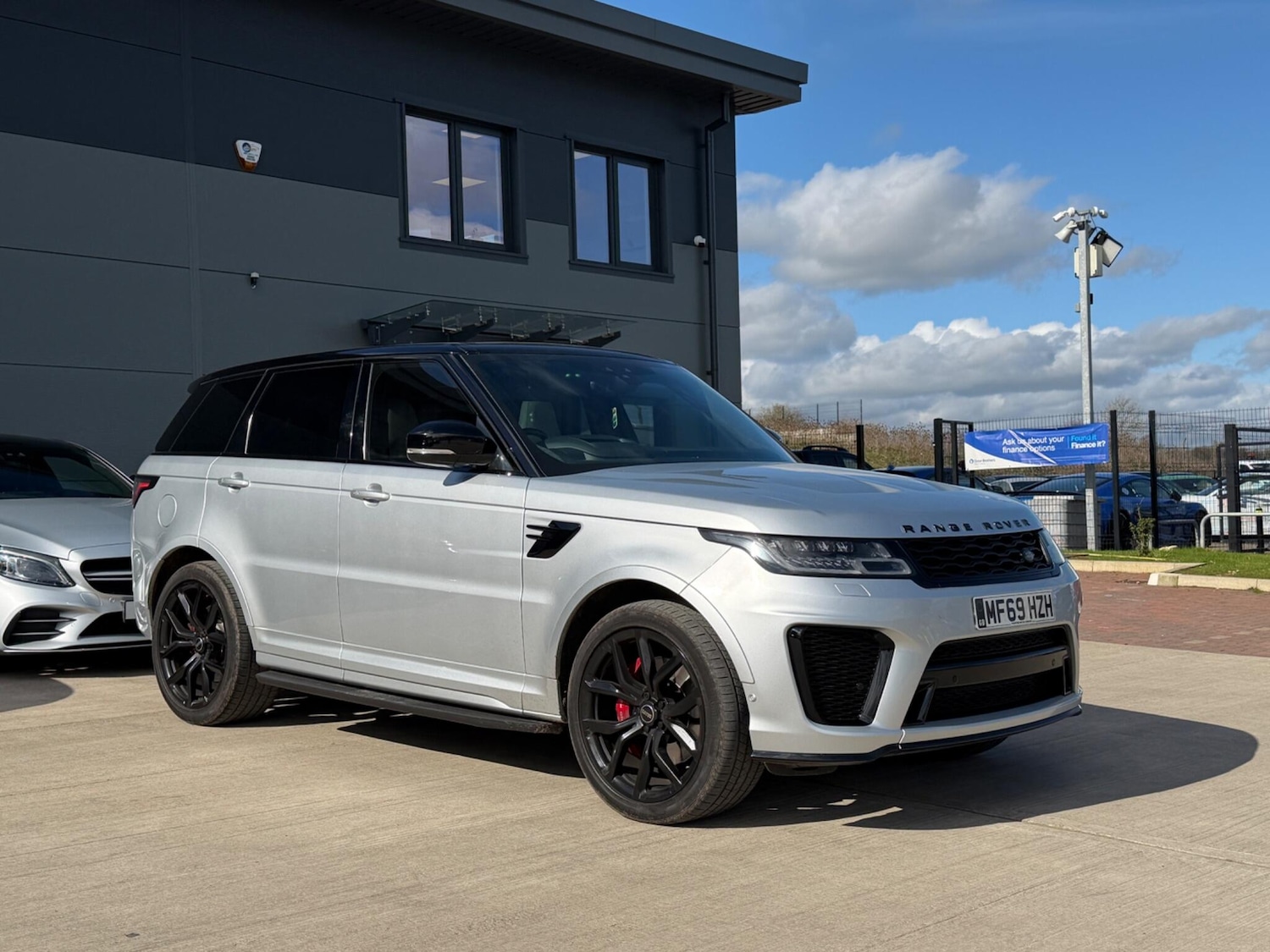 Used Land Rover Range Rover Sport 2019 for sale - 77823722: Photo 3