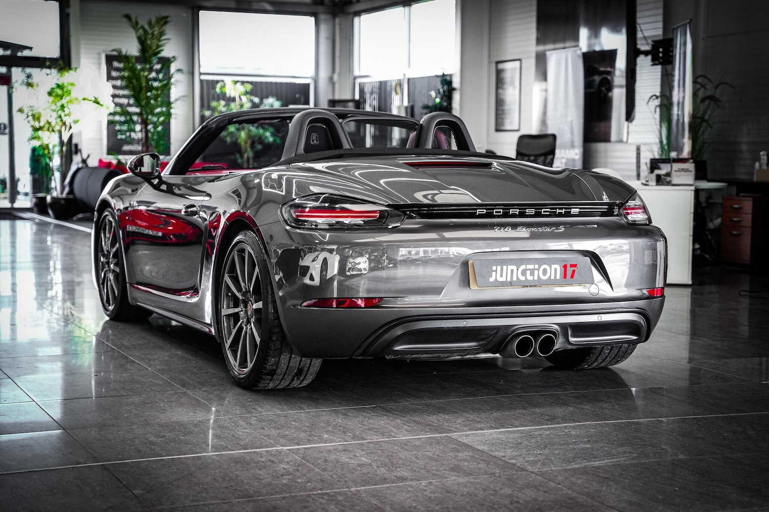 Used Porsche 718 Boxster 2016 for sale - 77345338: Photo 15