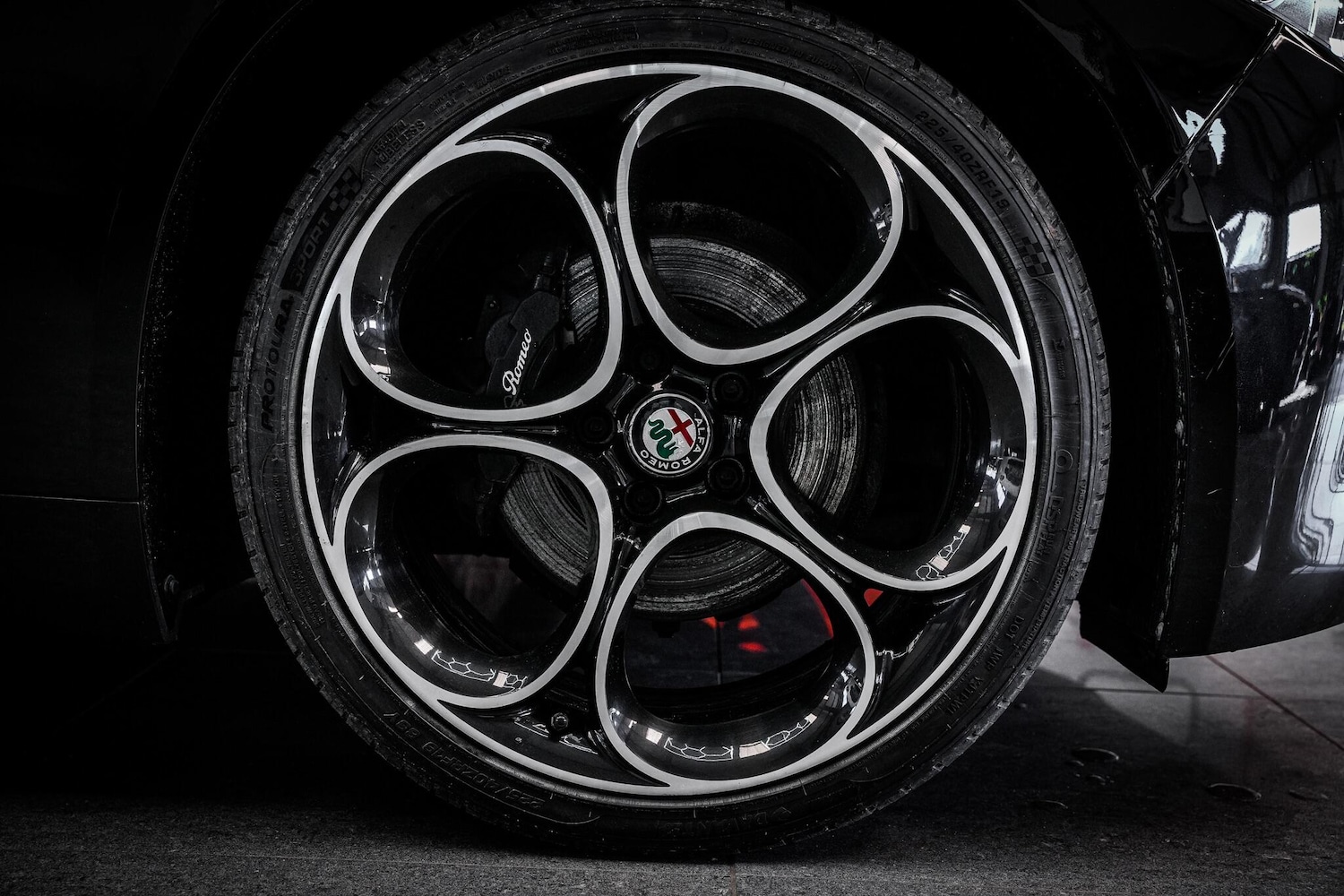 Used Alfa Romeo Giulia for sale - 76996495: Photo 27