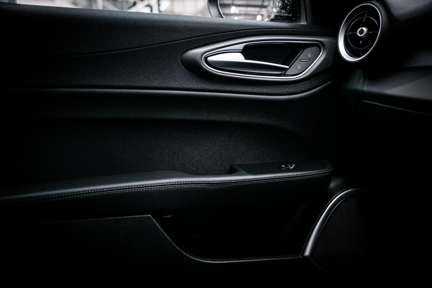 Used Alfa Romeo Giulia for sale - 76996495: Photo 43