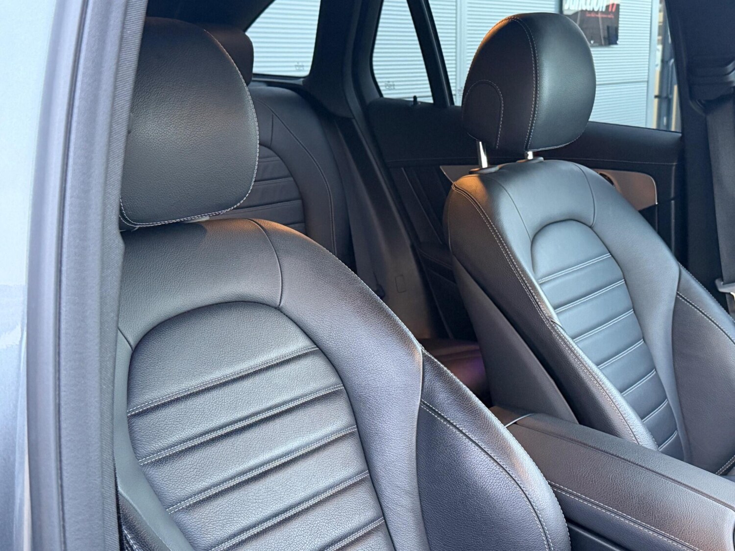 Used Mercedes-Benz GLC 2022 for sale - 77585802: Photo 15