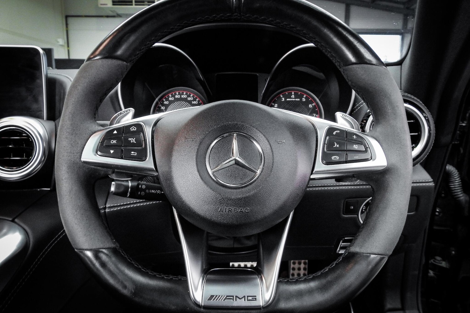 Used Mercedes-Benz AMG GT 2016 for sale - 76660475: Photo 26