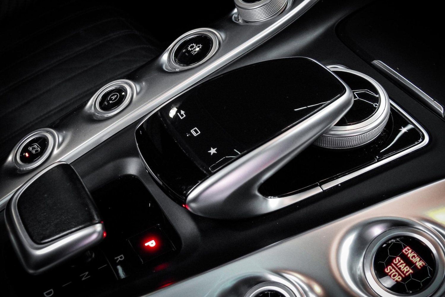 Used Mercedes-Benz AMG GT 2016 for sale - 76660475: Photo 33